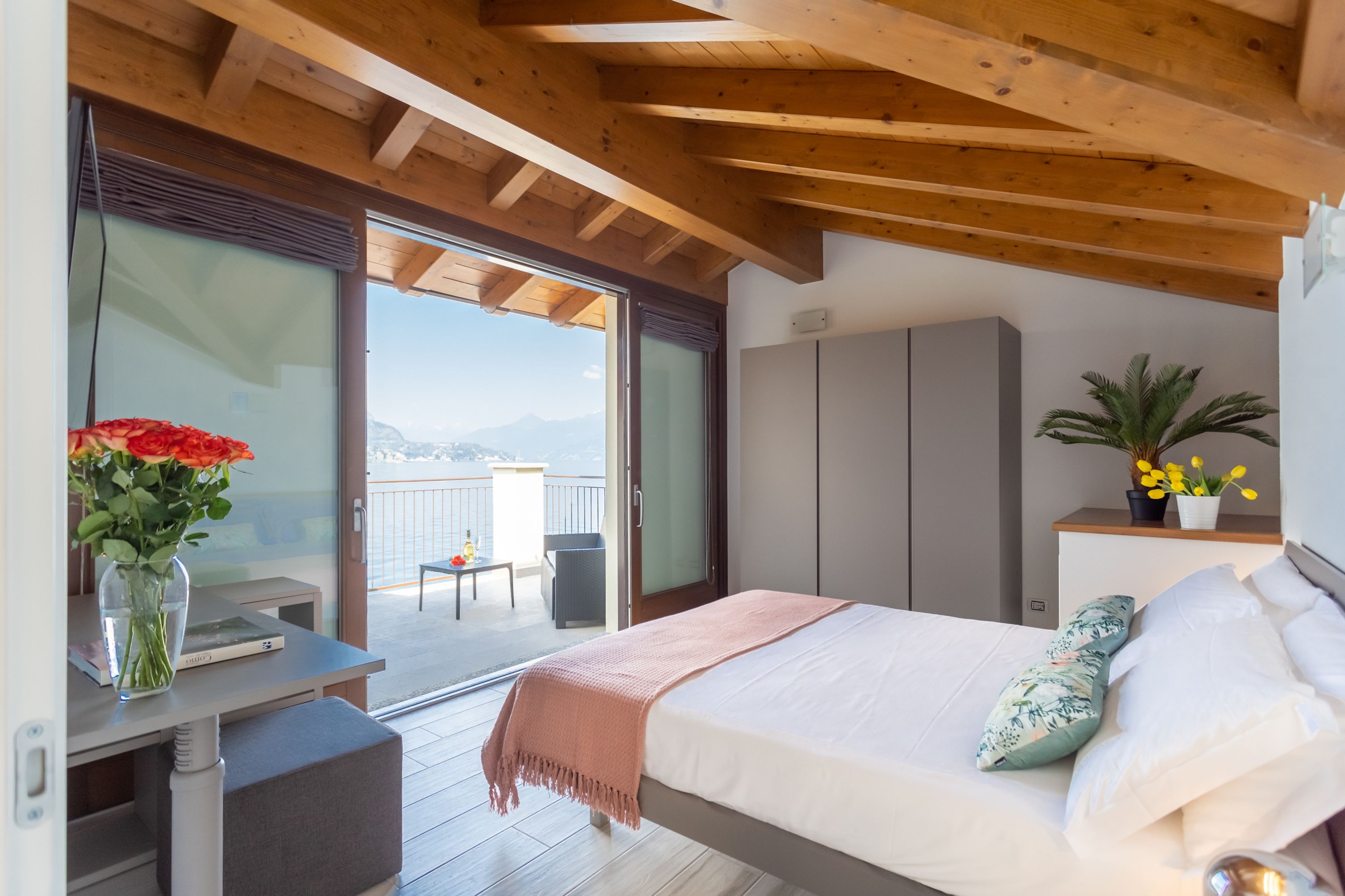 C0-E569-LBAG97B2 - Dream Lake Apartment 2