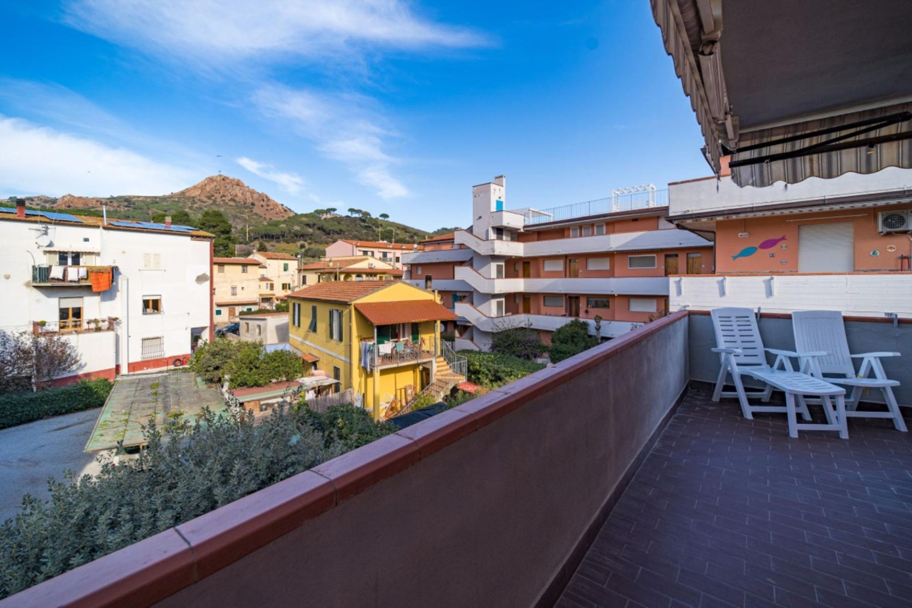 Casa Felice vicino al centro di Porto Azzurro-Casa Felice