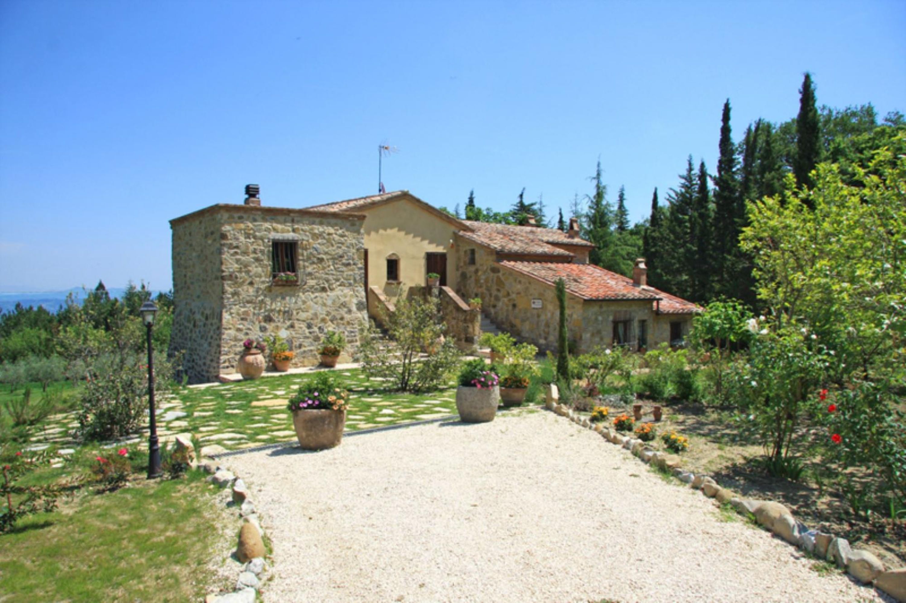 Villa La Felce, un tipico casale toscano immerso nella natura-VILLA LA FELCE