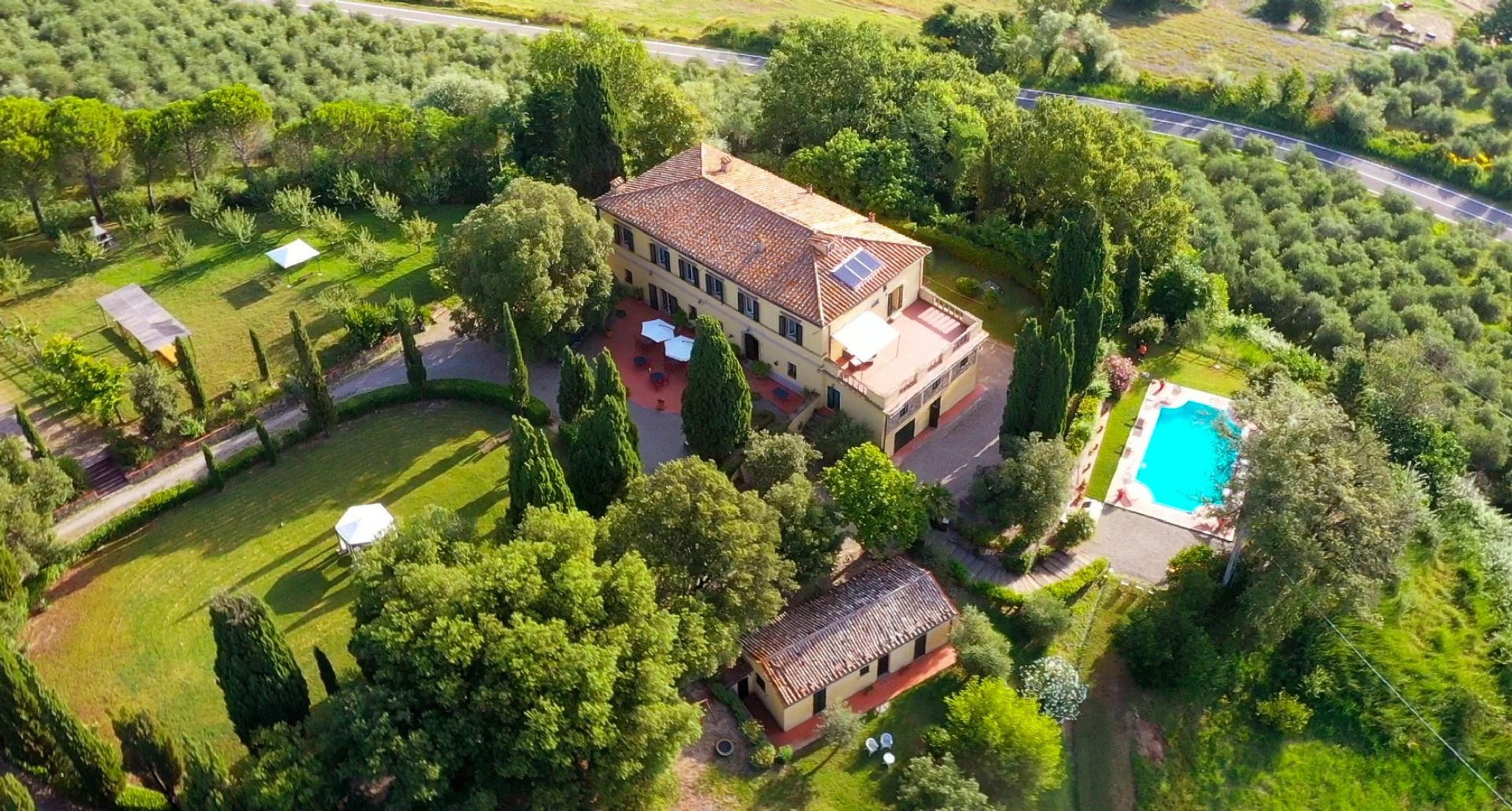 Elegante villa nel cuore della Val d'Orcia-LA PALAZZINA IN VAL D'ORCIA