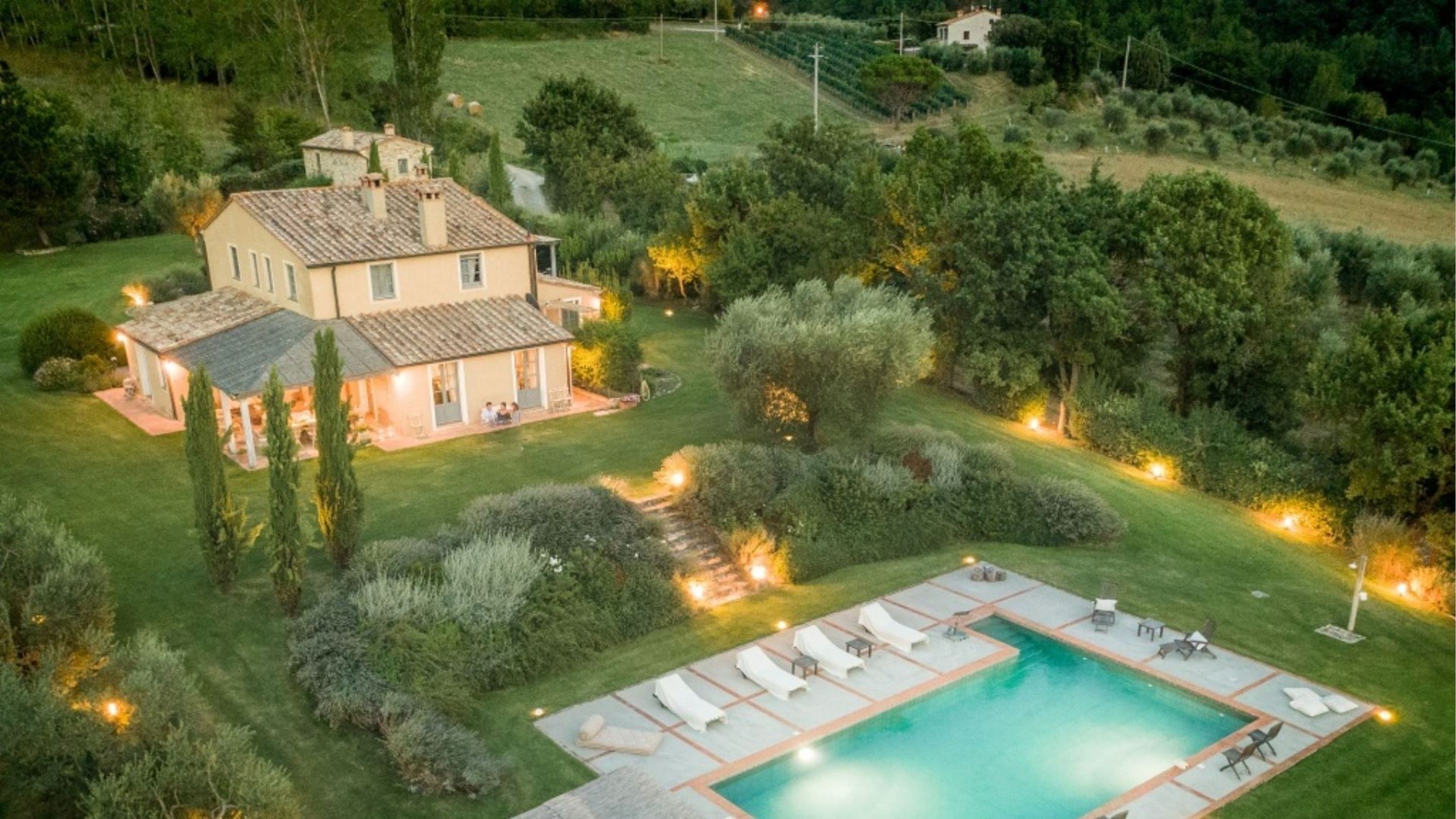 Villa di lusso con annesso. Airco, Piscina-VILLA AMATO