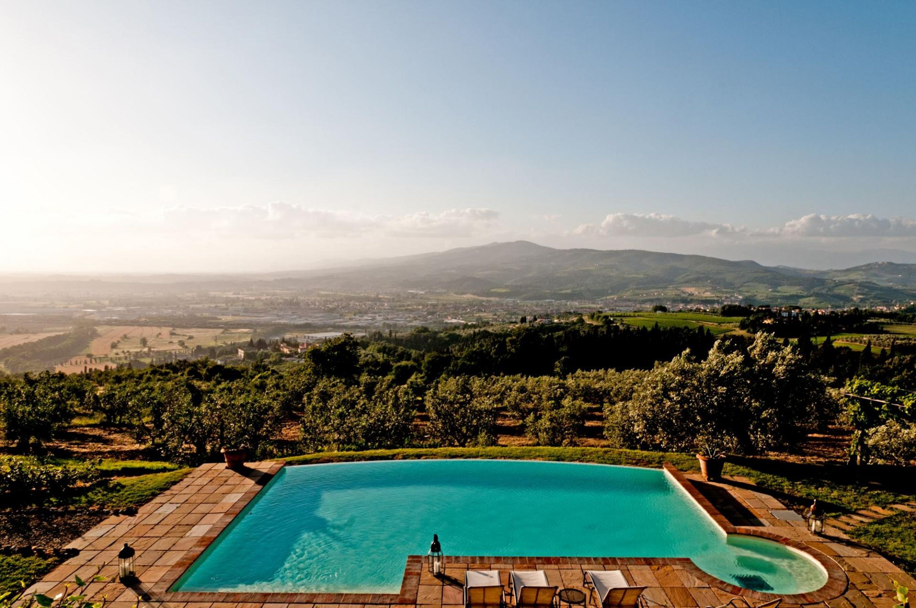 Bel cottage per 4 persone vicino a Firenze. Grande piscina privata a sfioro-SOTTO COLLE - COTTAGE