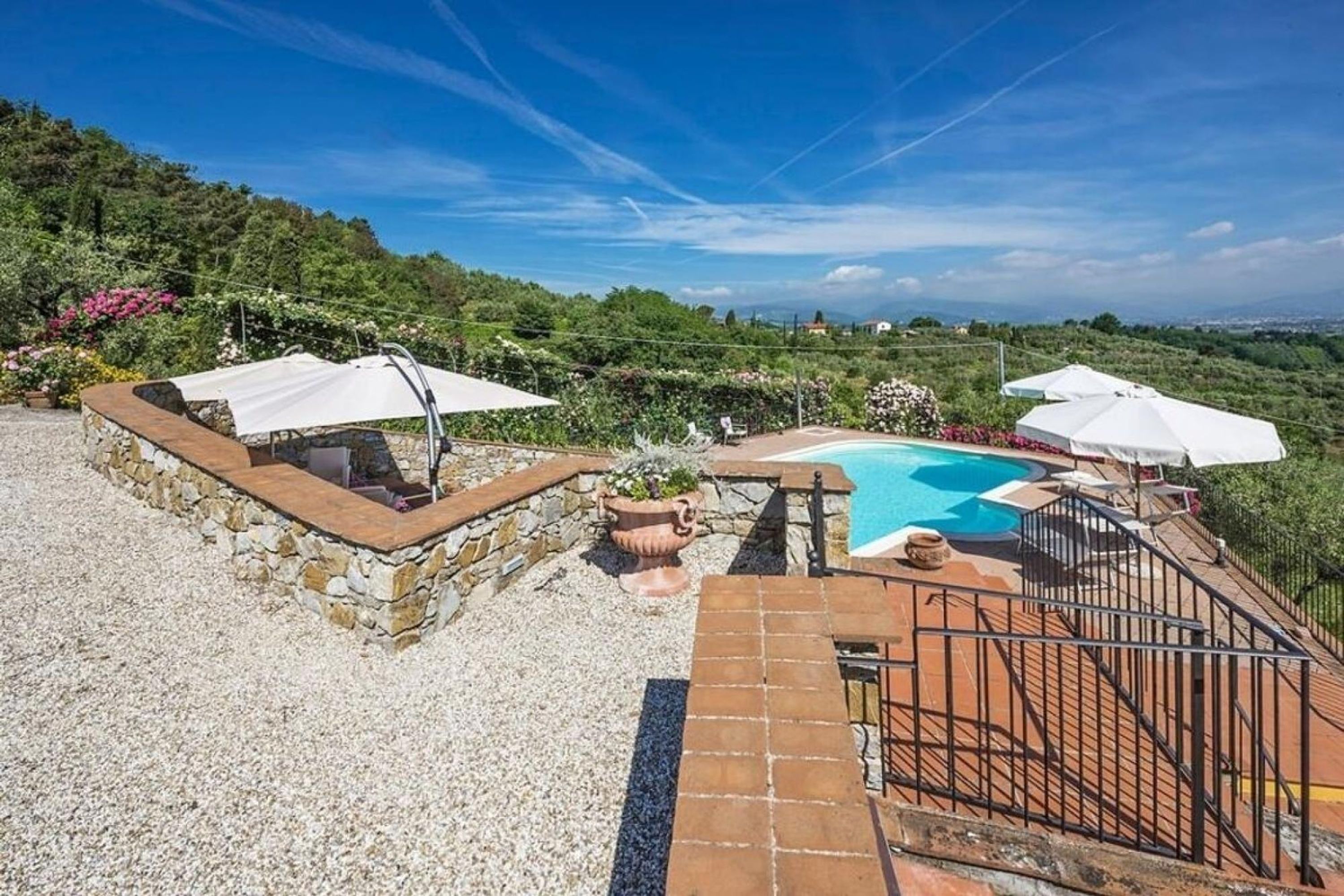 Villa Solaria bellissima villa con piscina e terreno