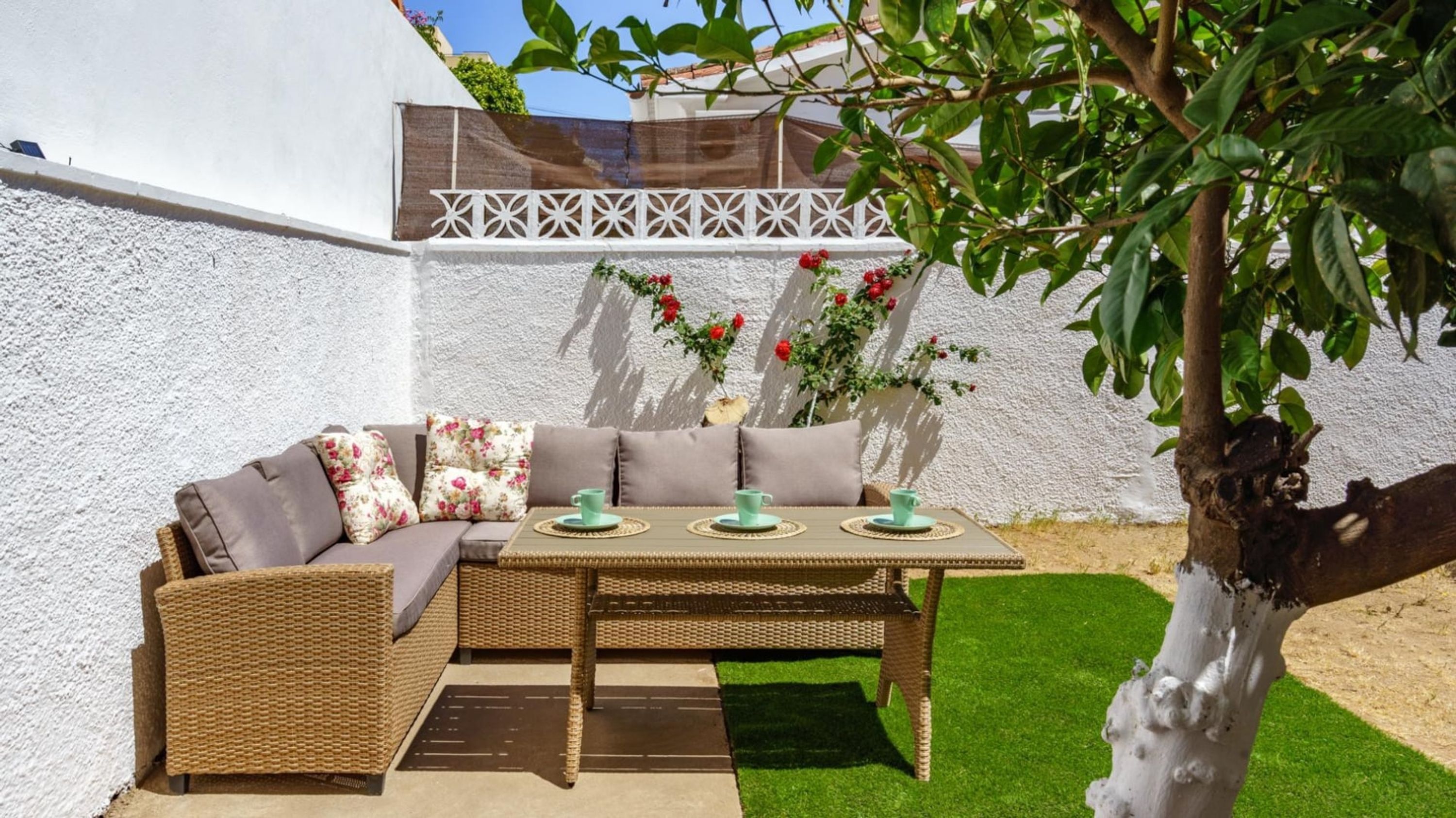 Cozy Garden Apartment in Fuengirola's Great Spot