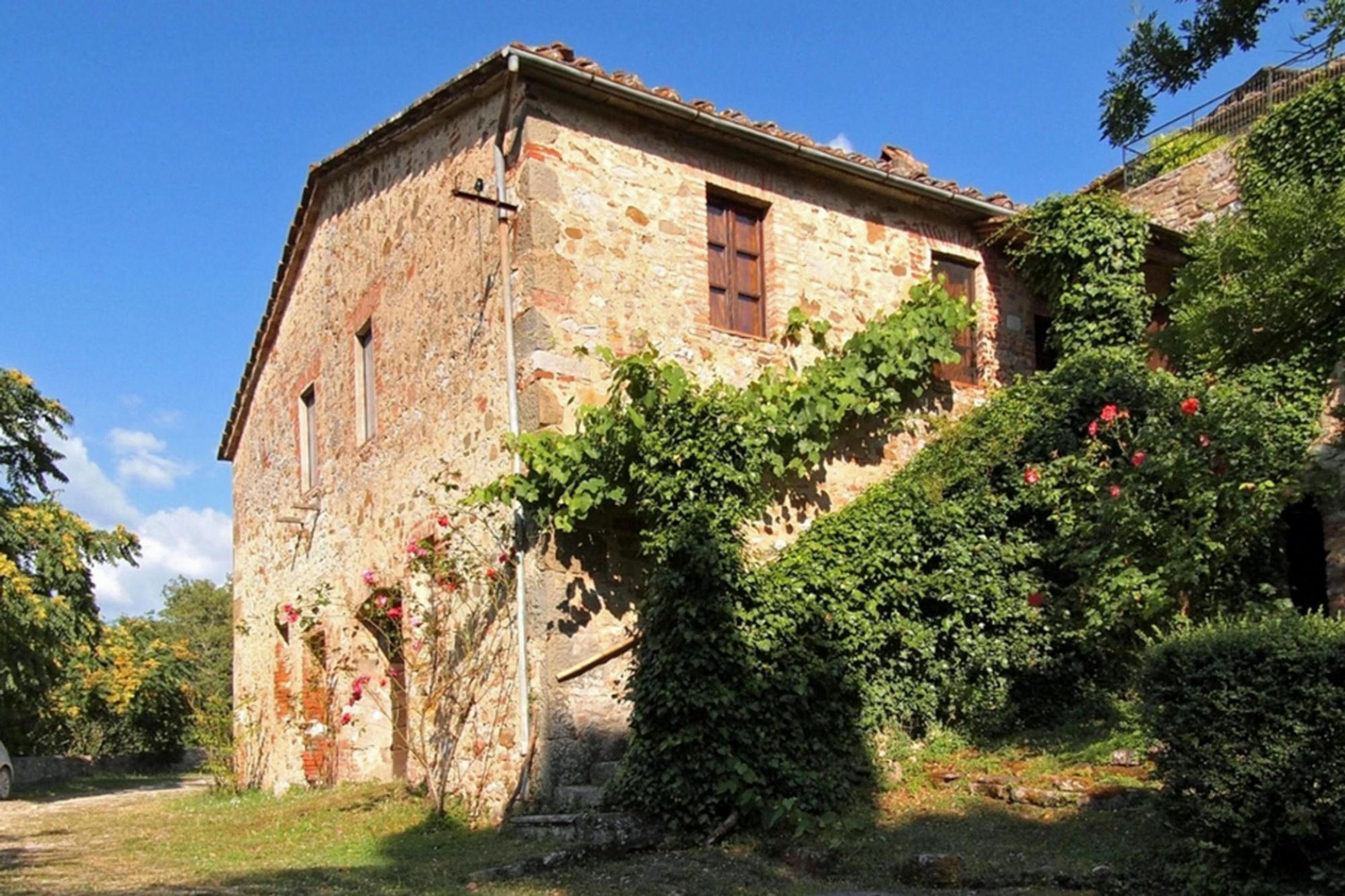 Casa di Giocche - Casa, 4 posti letto. 
Soggiorno con camino, cucina, 2 camere da letto, 1 bagno-Casa di Giocche