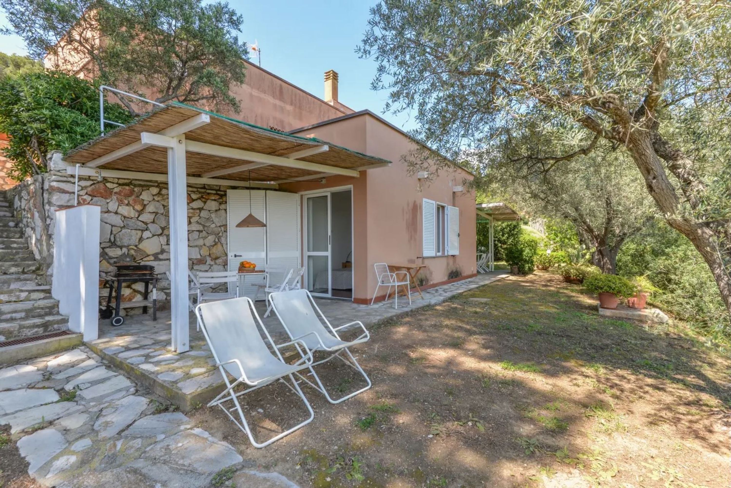 Appartamento le Terrazze composto da 3 posti letto con ingresso indipendente e accesso alla spiaggia.-Casa Le Terrazze - Capo d'Arco