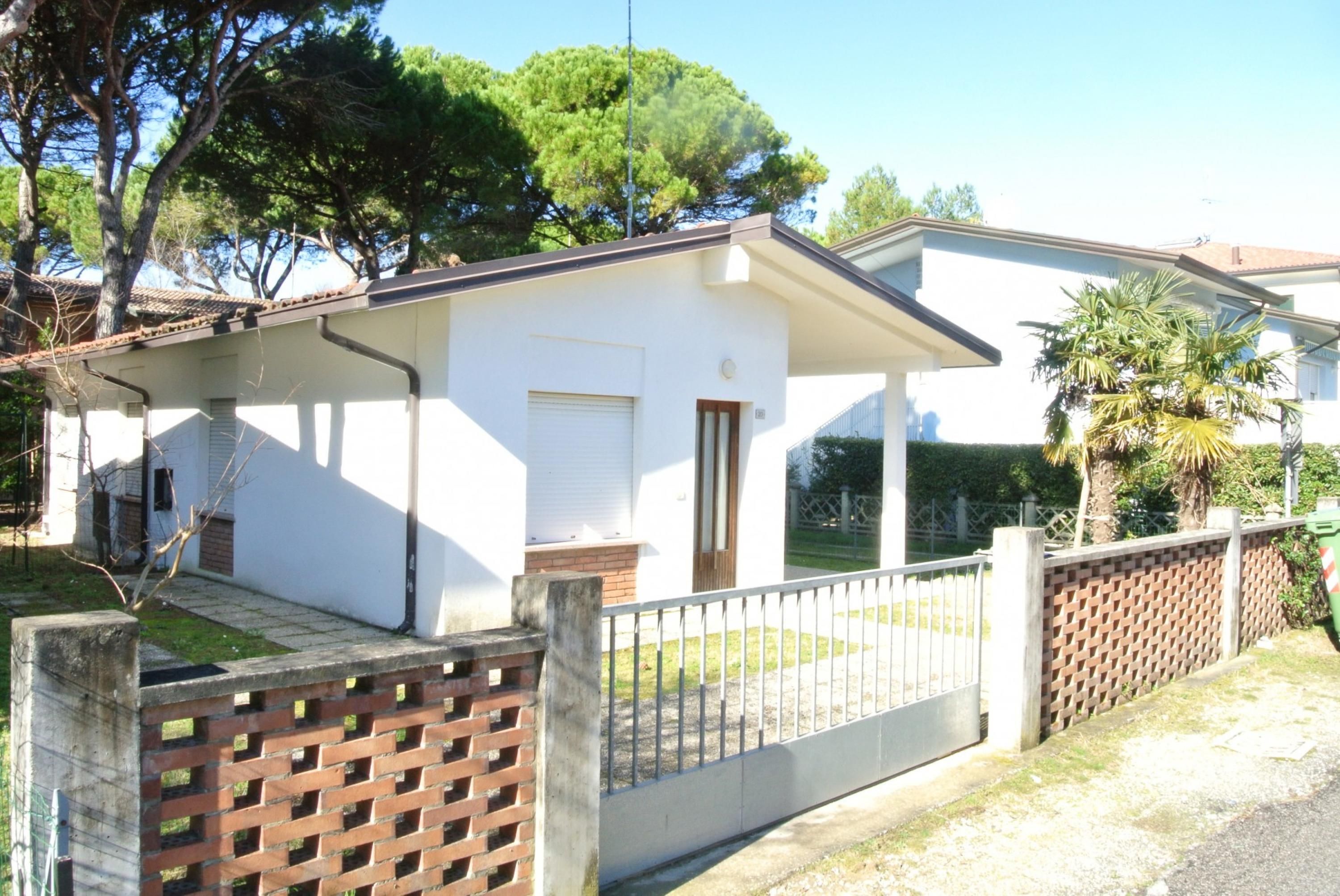 VILLA VACANZA B a Bibione