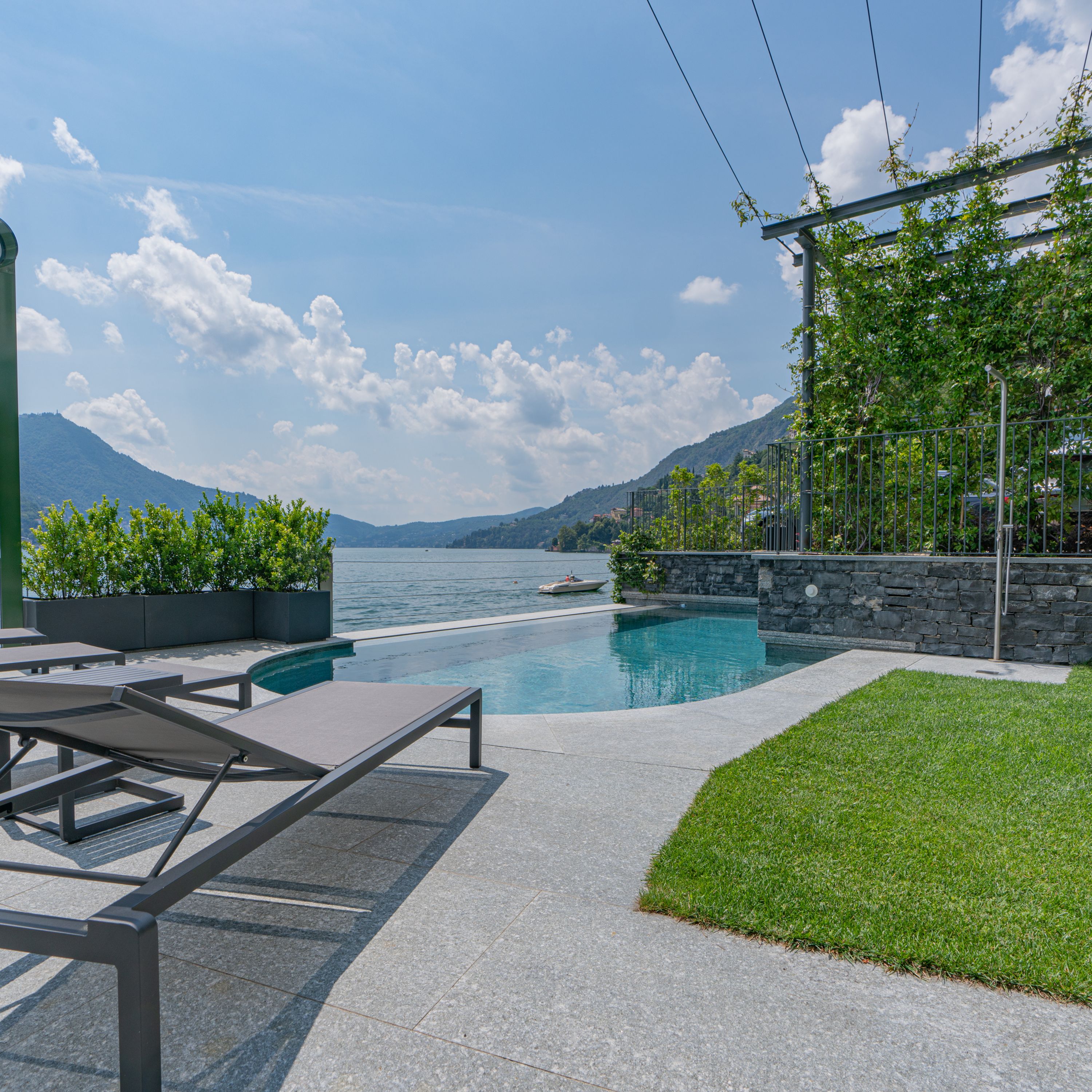 Villa White sul lago di Como