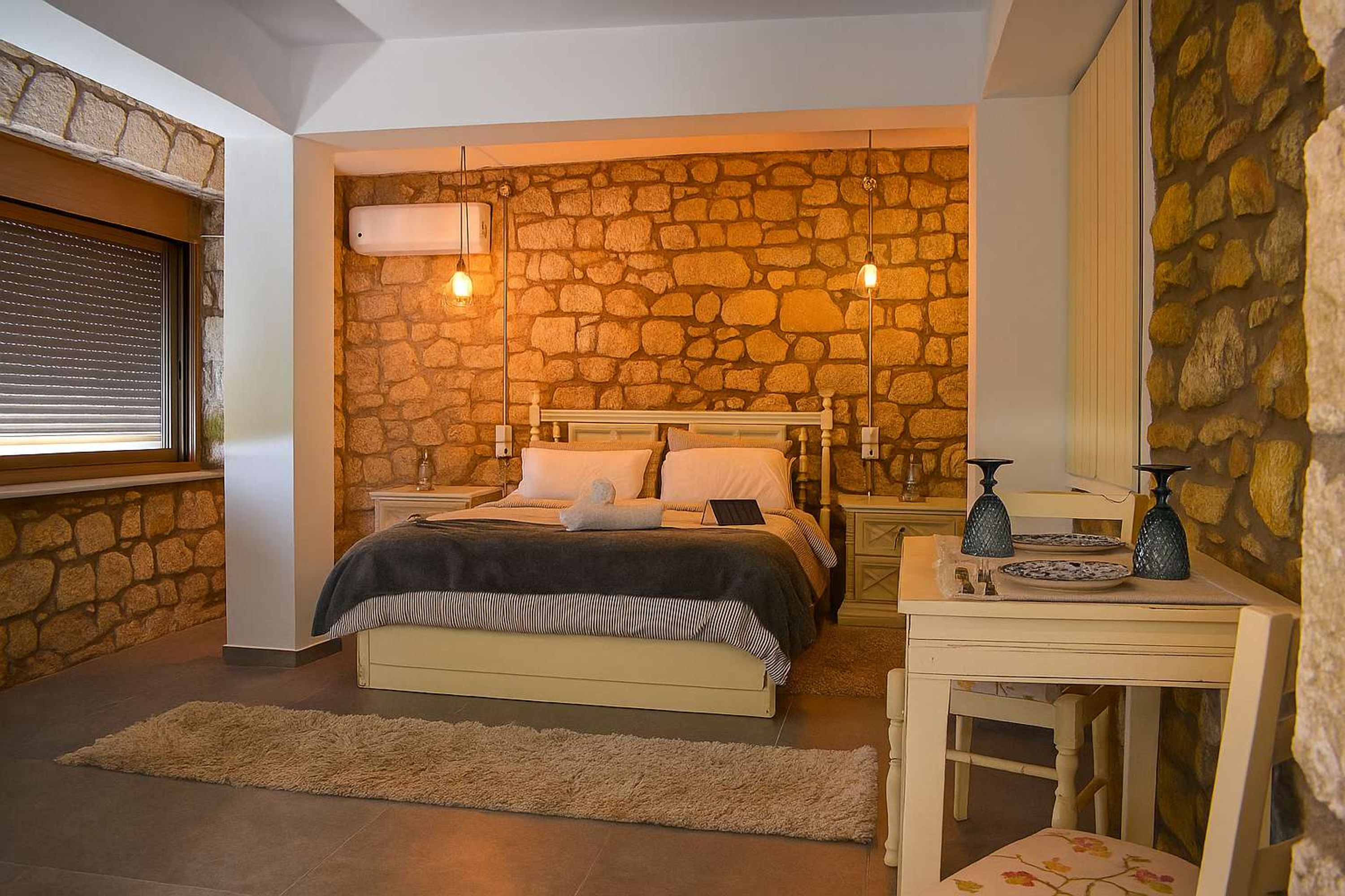 Coastal Stone Hideaway with Stunning Scenery