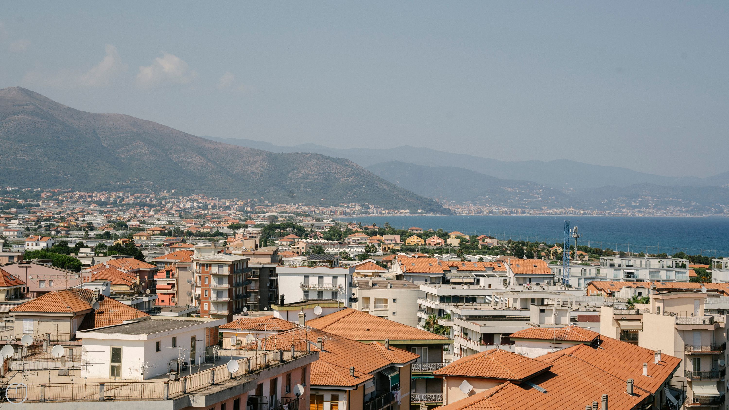 Tra le Nuvole in Albenga