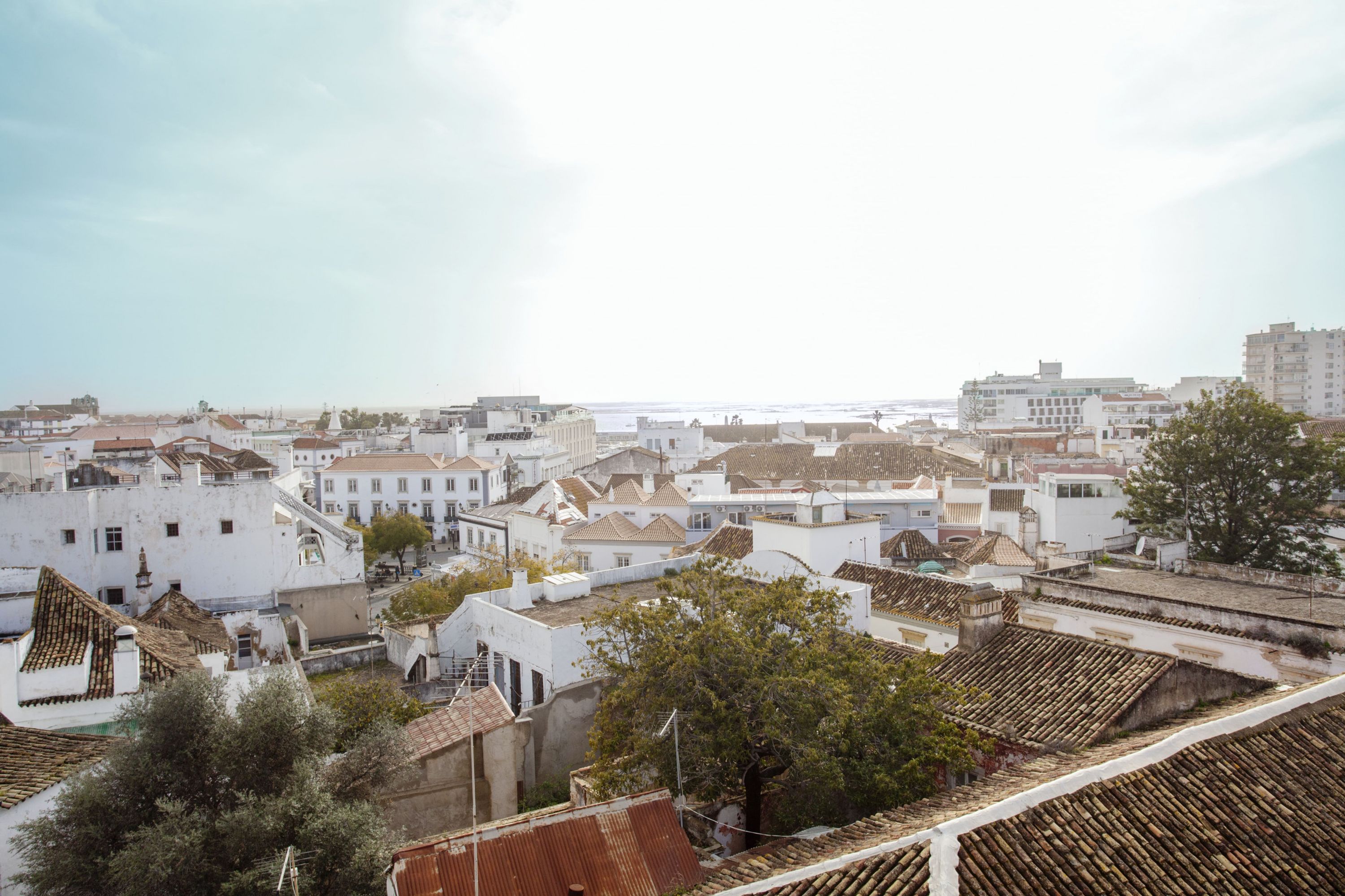 Bluesky in Faro with 1 bedrooms and 1 bathrooms