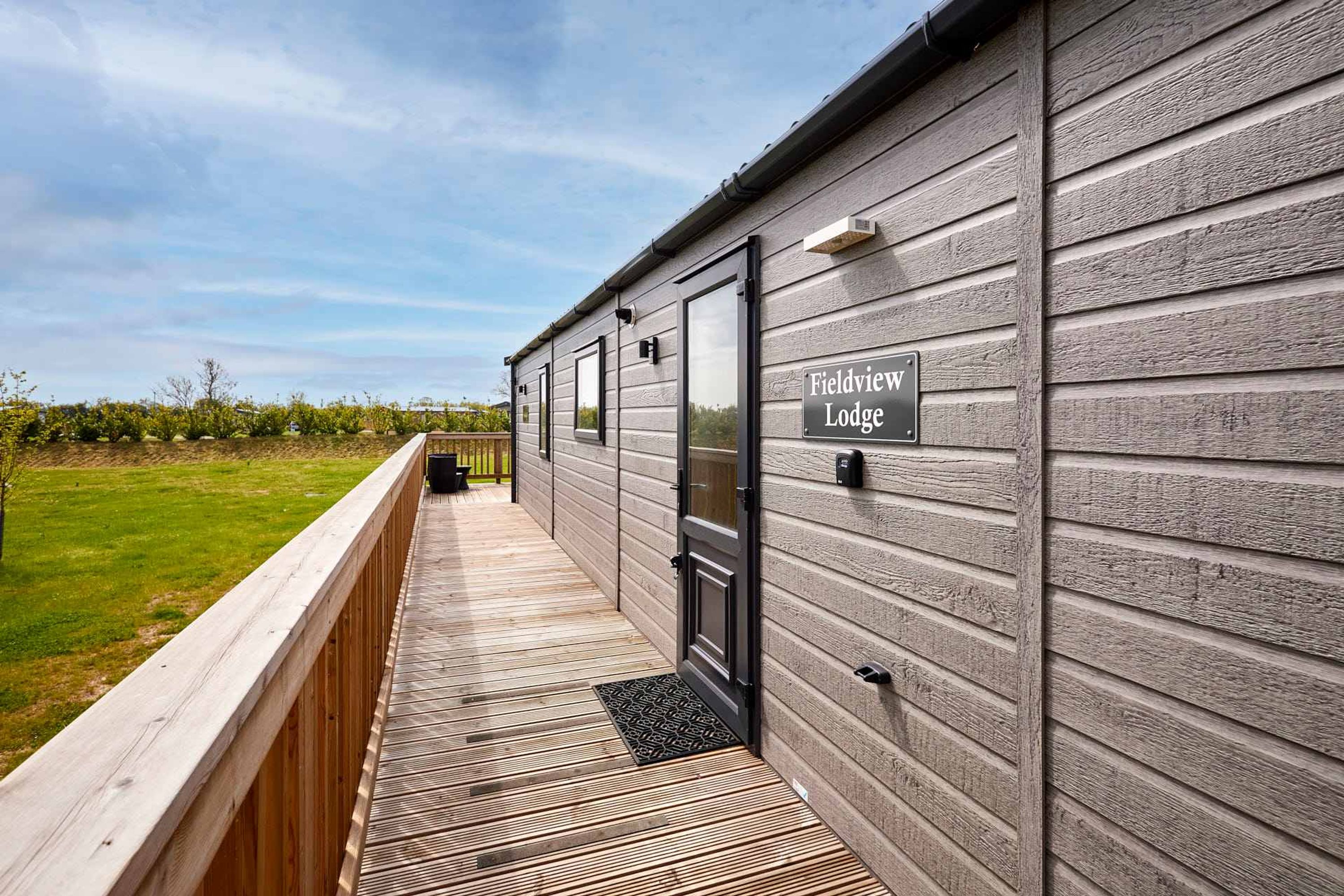 Host   Stay   Fieldview Lodge  Ashdown Retreat
