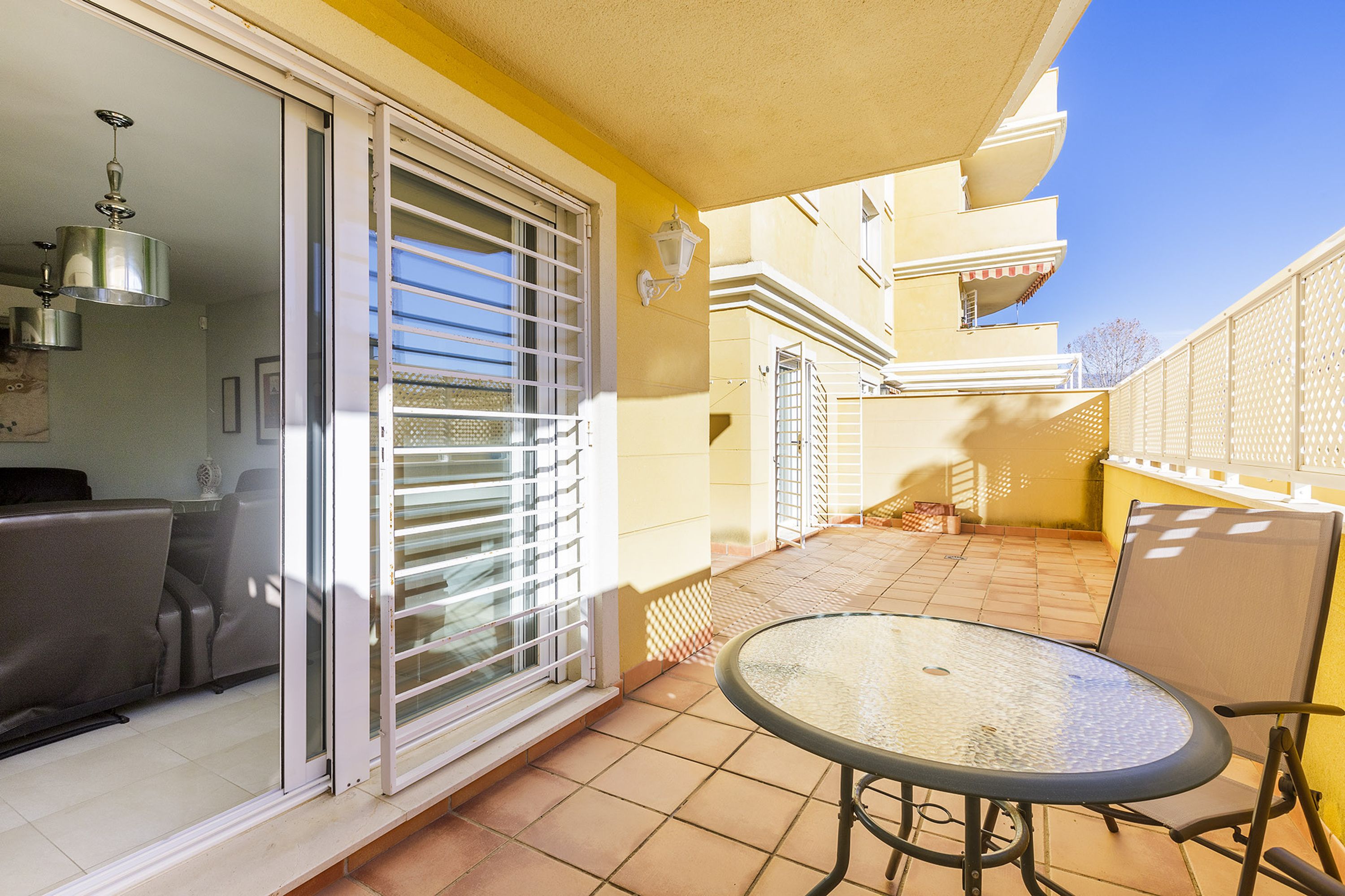 A&N Beachside Terrace Living – Algarrobo Costa