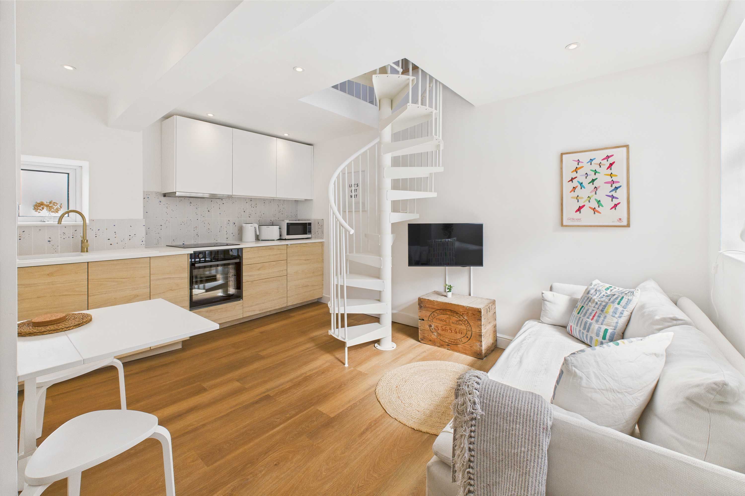 Host   Stay   The Surf Shack