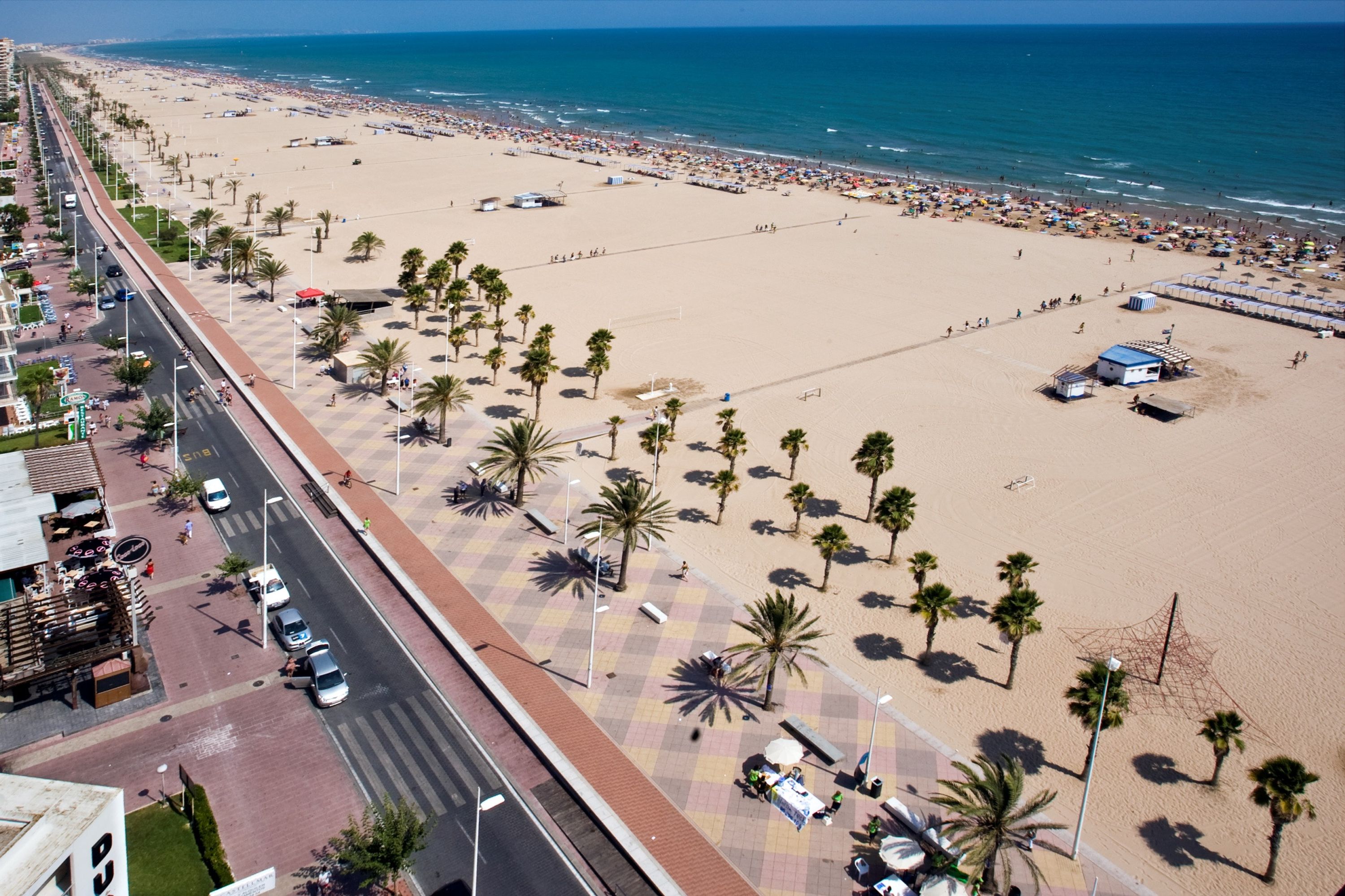 CAPRI 2 -2 - 4   /   EN PLAYA DE GANDIA