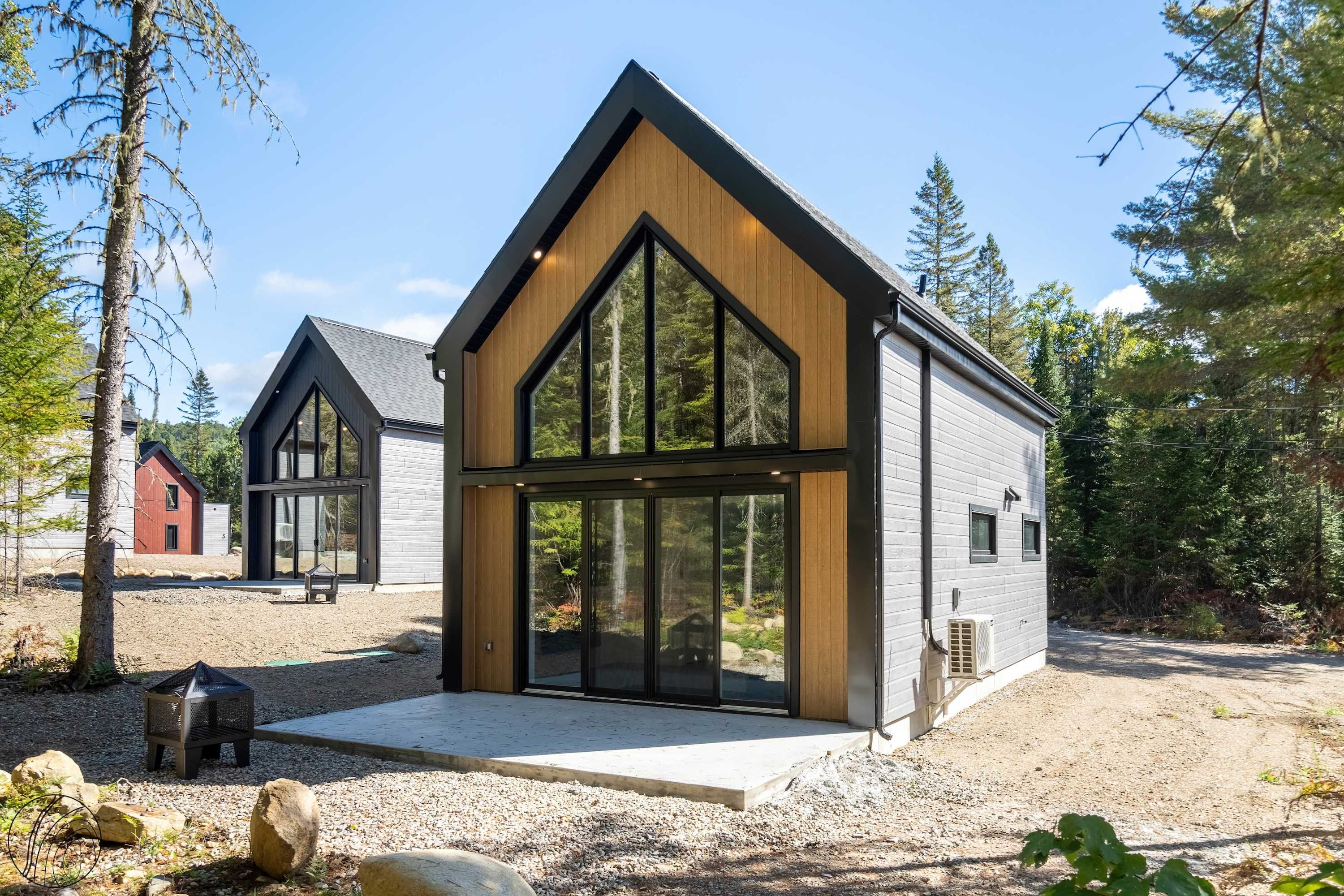 Mini-chalet  1 Chute-  -Bull    St-C  me